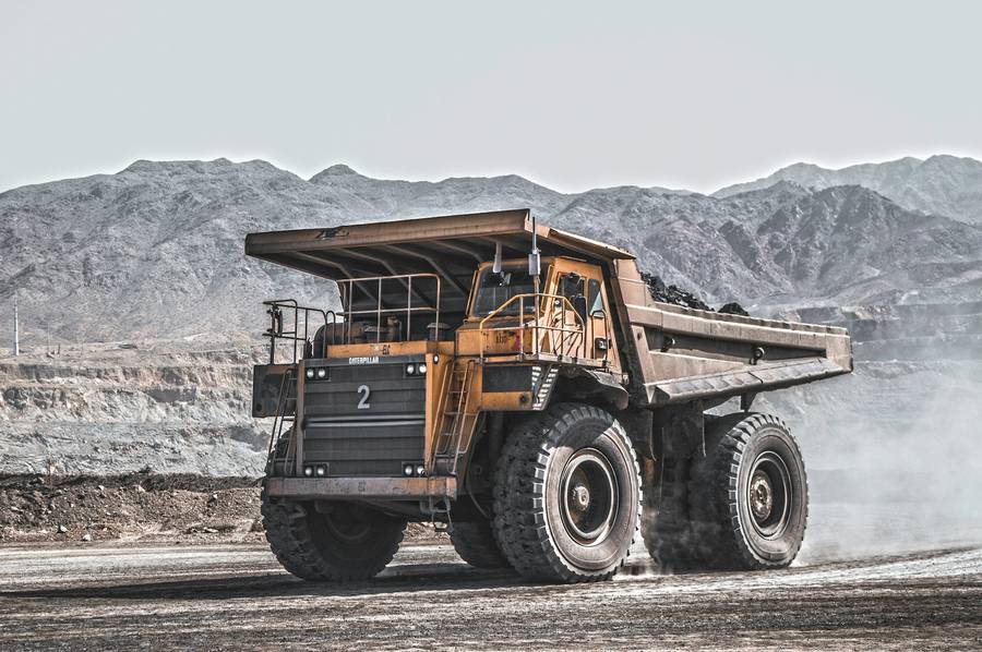Mining haul truck